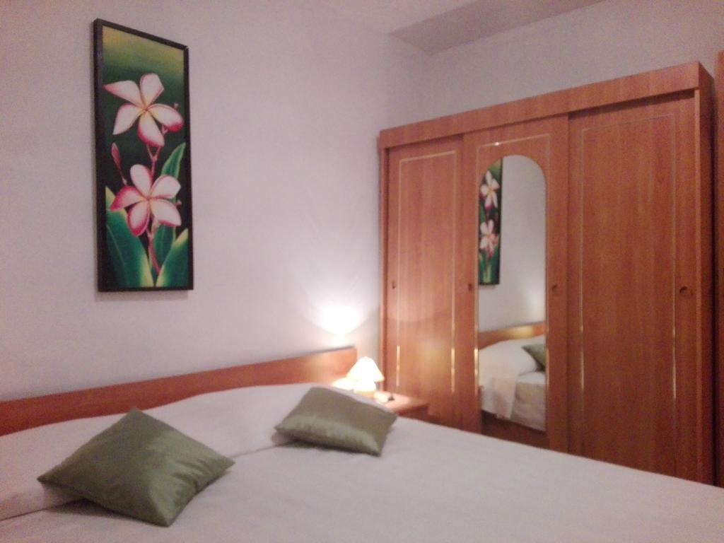 Guesthouse Villa Marija Cres Luaran gambar